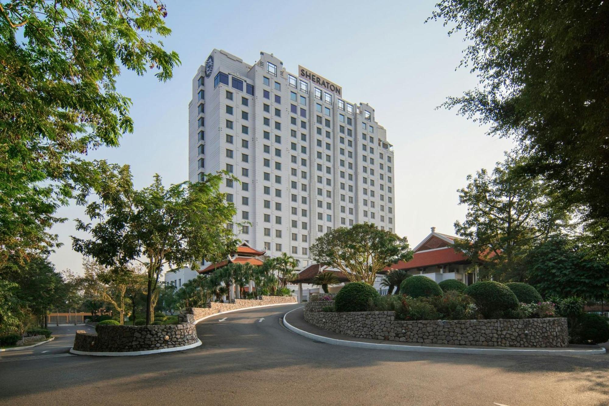 Sheraton Hanoi Hotel Exterior foto